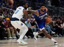 爱游戏入口-包含转折点葡萄牙体育内部沟通，NBA季后赛集结日攻防权衡，底气十足，年轻球员得到机会的词条