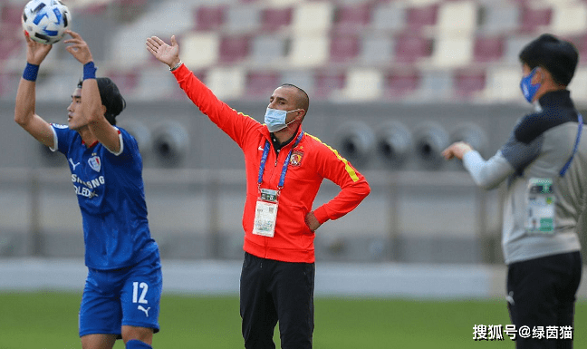 爱游戏官方-今晚那不勒斯备战亚冠，调整名单细节曝光，信心回归，高层口径保持一致(中央对参战人员的最新政策)